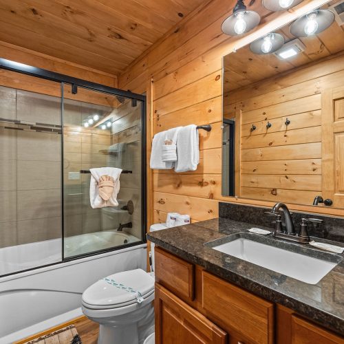 030 Bath 2 - 1