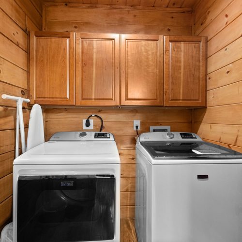 034 Laundry 1