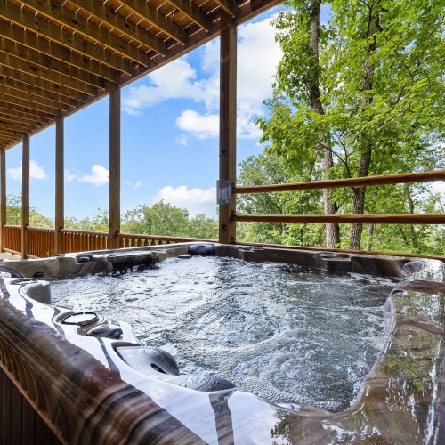 047 Ext 13 Jacuzzi