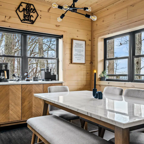 Great Room 3 - Ash Pass